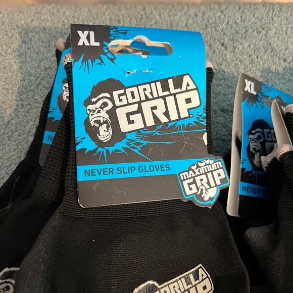 15 Pairs of Gorilla Grip Never
Slip XL Gloves. 25054 - Picture 2 of 2
